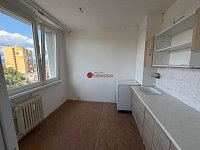 Prodej bytu 1+1 v ulici Javorová 3100, bl. 525,  Most - Fotka 3