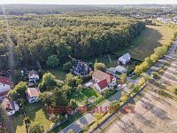 Krásný nadstandartní dům 5+kk s bazénem v Úvalech - Zálesí - DJI_0181.jpg