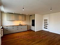 Krásný zrekonstruovaný byt 3+kk 80 m2 s lodžii v Horních Měcholupech