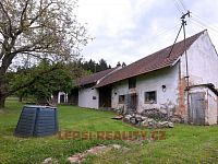 Prodej rodinného domu v Drahkově, se zastavěnou plochou a nádvořím  2 167 m2 - 9462b.jpg