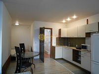 Pronájem cihlového bytu 1+KK / 42m2/  v Hradci Králové - Fotka 4