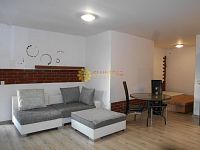 Pronájem cihlového bytu 1+KK / 42m2/  v Hradci Králové - Fotka 5