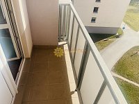 Pronájem zrekonstruovaného bytu 2+kk s lodžií - Fotka 8