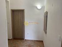 Pronájem bytu 2+1 po kompletní rekonstrukci, terasa, centrum města - Fotka 11