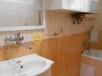 Pronájem pěkného velkého bytu 3+1 /78m2/ s balkónem v centru Hradce Králové - Fotka 8