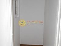 Pronájem pěkného bytu 2+1 s balkónem po kompletní rekonstrukci v centru Hradce Králové - Fotka 16