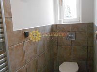 Pronájem pěkného velkého bytu 2+1 /75m2/ v centru Hradce Králové - Fotka 17