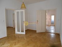 Pronájem pěkného velkého bytu 2+1 /75m2/ v centru Hradce Králové - Fotka 7
