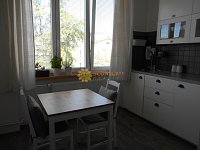 Pronájem pěkného cihlového bytu 2+1 /55m2/ s balkónem v centru Hradce Králové - Fotka 3