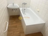 Pronájem prostorného bytu 2+1 v centru HK, balkon - Fotka 6