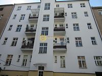Pronájem bytu 1+1 po kompletní rekonstrukci, parkovací místo v ceně, centrum - Fotka 7