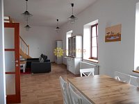 Pronájem krásného velkého bytu 4+KK /160m2/ v RD v Malšovicích v Hradci Králové - Fotka 4