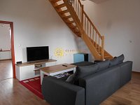 Pronájem krásného velkého bytu 4+KK /160m2/ v RD v Malšovicích v Hradci Králové - Fotka 7
