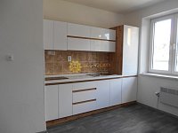 Pronájem pěkného bytu 1+1 /40m2/  po kompletní rekonstrukci v Náchodě - Fotka 2