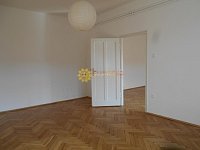 Pronájem pěkného, prostorného bytu 2+1 /75m2/ v centru Hradce Králové - Fotka 5