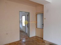 Prodej cihlového bytu 2+1 /55m2/ s balkónem v Hradci Králové - Fotka 4
