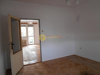 Prodej cihlového bytu 2+1 /55m2/ s balkónem v Hradci Králové - Fotka 6