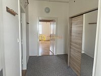 Pronájem bytu 3+kk v centru HK, garáž - Fotka 12