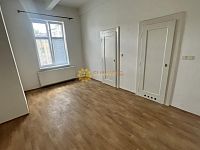 Pronájem bytu 3+kk v centru HK, garáž - Fotka 8