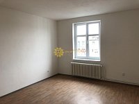 Pronájem bytu 4+KK, 110 m2, VHODNÉ PRO STUDENTY - Fotka 3