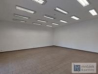 Prodej komerčního areálu, ulice  Kpt. Jaroše, Český Těšín. - 20230824_162244.jpg