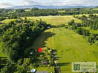 Prodej stavebního pozemku v Dolním Žukově - šipka.jpg
