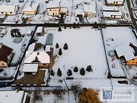 Prodej moderního rodinného domu s velkým pozemkem a vyhřívaným bazénem – Dolní Tošanovice - DJI_0255.jpg