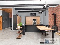 Prodej rodinného domu s více bytovými jednotkami v Českém Těšíně - Mostech - IMG-20260302-WA0005.jpg