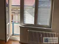 Pronájem bytu 2+1 s balkonem v centru Českého Těšína - IMG_2951.jpg