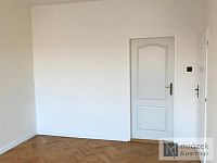 Pronájem bytu 2+1 s balkonem v centru Českého Těšína - IMG_2958.jpg