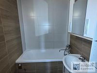 Prodej družstevního bytu 3+1 s lodžií a výhledem na Javorový, Český Těšín - IMG-20260602-WA0021.jpg