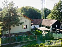 Prodej rodinného domu s velkým pozemkem - DJI_0085.jpg