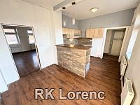 Prodej RD s dvěma byty, průchozí garáží i dvorem se zahradou - Obrázek k zakázce č.: 724391