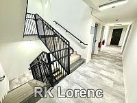 Pronájem novostavby bytu 2+kk s balkonem a gar. stáním na ul. třída Generála Píky - Obrázek k zakázce č.: 726991