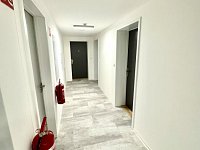 Pronájem novostavby bytu 2+kk s balkonem a gar. stáním na ul. třída Generála Píky - Obrázek k zakázce č.: 726991