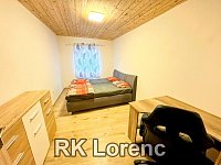 Pronájem prostorného RD 2+kk s terasou i parkováním - Obrázek k zakázce č.: 693816