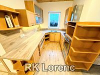 Pronájem prostorného RD 2+kk s terasou i parkováním - Obrázek k zakázce č.: 693816
