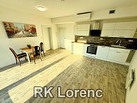 Prodej výjimečného bytu 2+kk s okrasnou zahradou i parkovacím stáním - Obrázek k zakázce č.: 706906