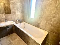 Prodej moderního bytu 3+kk s terasou a výhledem na dominanty města Mikulov i parkovacím stáním - Obrázek k zakázce č.: 732951