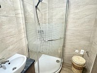 Modernizovaný byt 2+1 v Brně – Černovicích na ul. Húskova k dlouhodobému pronájmu (od 1. září) - Obrázek k zakázce č.: 733991
