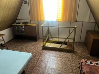 Zděná chata se zahradou, studnou a pergolou u Českých Budějovic - IMG_3583.JPG