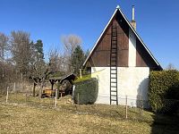 Zděná chata se zahradou, studnou a pergolou u Českých Budějovic - IMG_3593.JPG