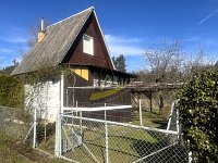 Zděná chata se zahradou, studnou a pergolou u Českých Budějovic - IMG_3956.JPG