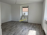 Pronájem velkého bytu 3kk po celkové rekonstrukci v Černé v Pošumaví - IMG_7628.JPG