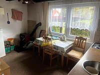 Kouzelná zděná chata v lese mezi Ledenicemi a Borovany. - IMG_4520.JPG