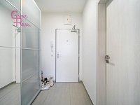 Pronájem bytu 1+KK s terasou a park.stáním Brno Královo Pole - Kollárova_007.jpg