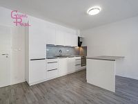 Prodej bytu 2+kk po kompletní rekonstrukci 48 m² + balkón 8 m², Brno – Řečkovice - Nachová_03a.jpg