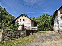 Prodej zemědělské usedlosti v k.ú. Lasvice s pozemekm 2028m2. - 3d1928a5-8573-41e3-b9ca-0224bdcbc1e1.JPG