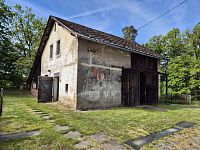 Prodej zemědělské usedlosti v k.ú. Lasvice s pozemekm 2028m2. - d1aae060-4106-4e7c-b16e-771ac826c433.JPG