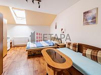 Prodej víceúčelového domu s bytem, penzionem a restaurací – Ražice u Písku - pokoj